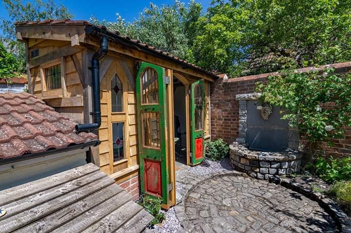 Garden timber structure